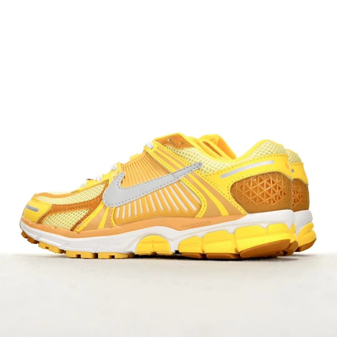 Nike Zoom Vomero 5 Sneaker   FJ4453-765 - DopestKickz