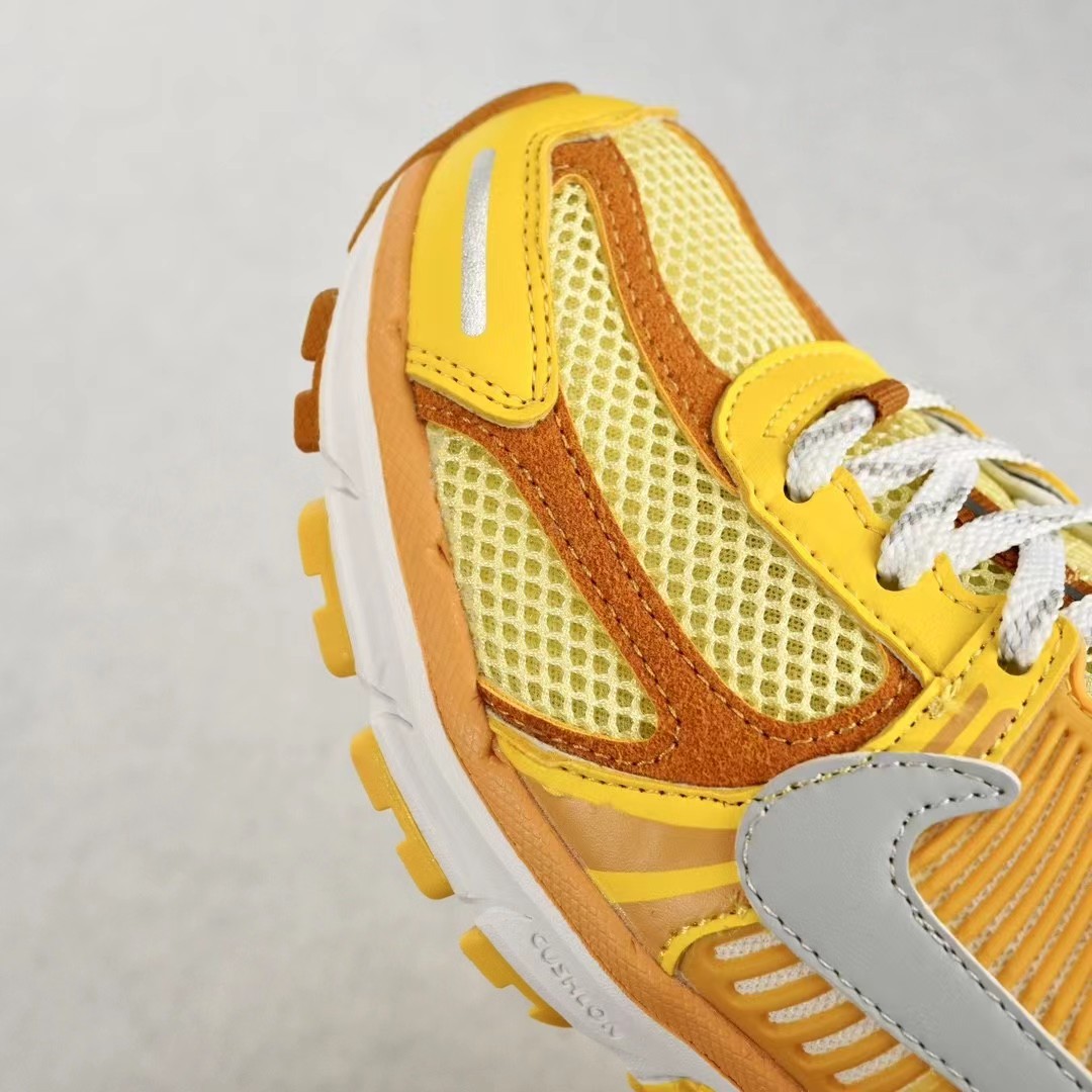 Nike Zoom Vomero 5 Sneaker   FJ4453-765 - DopestKickz