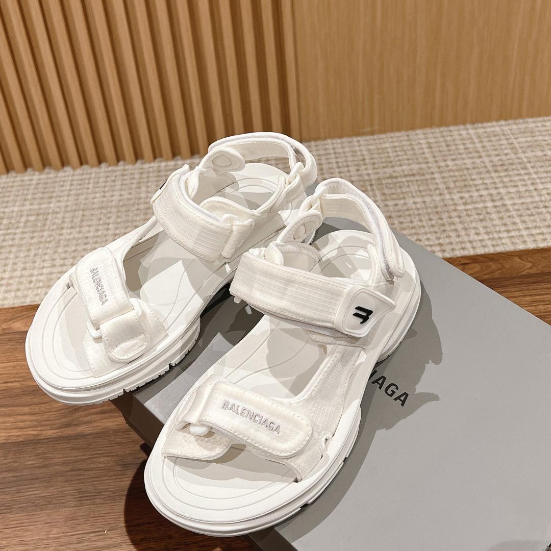 Balenciaga Women's Tourist Sandal In White - DopestKickz