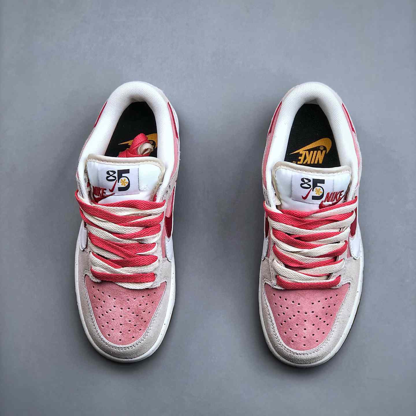 Nike Dunk Low SE Sneaker        DO9457-117 - DopestKickz