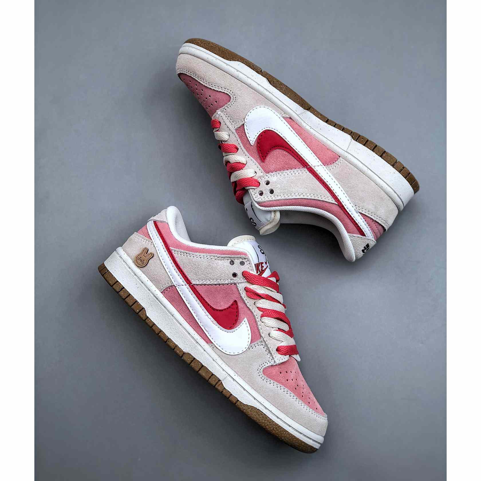 Nike Dunk Low SE Sneaker        DO9457-117 - DopestKickz