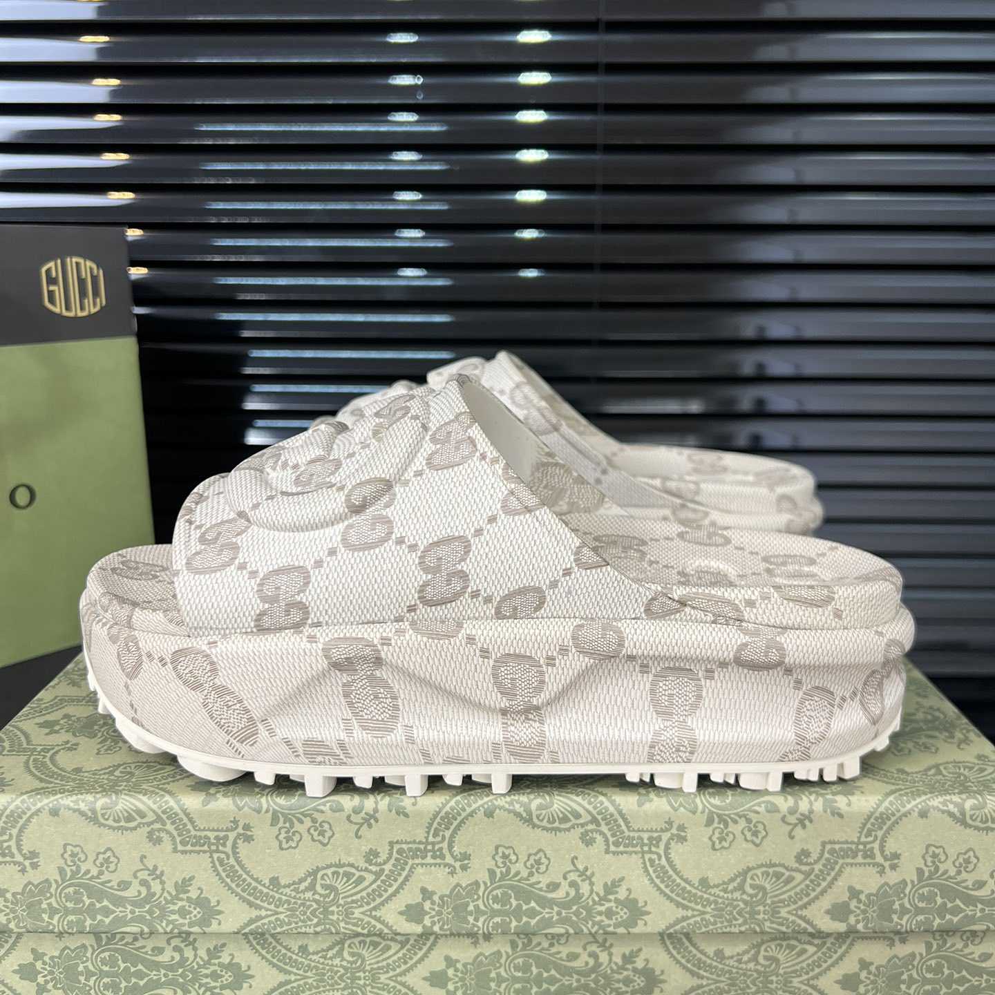 Gucci Women's Slide Sandal With Interlocking G - DopestKickz