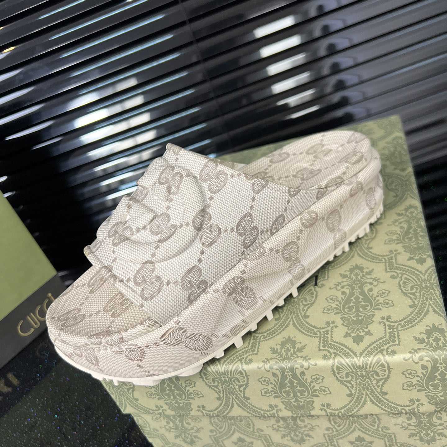 Gucci Women's Slide Sandal With Interlocking G - DopestKickz