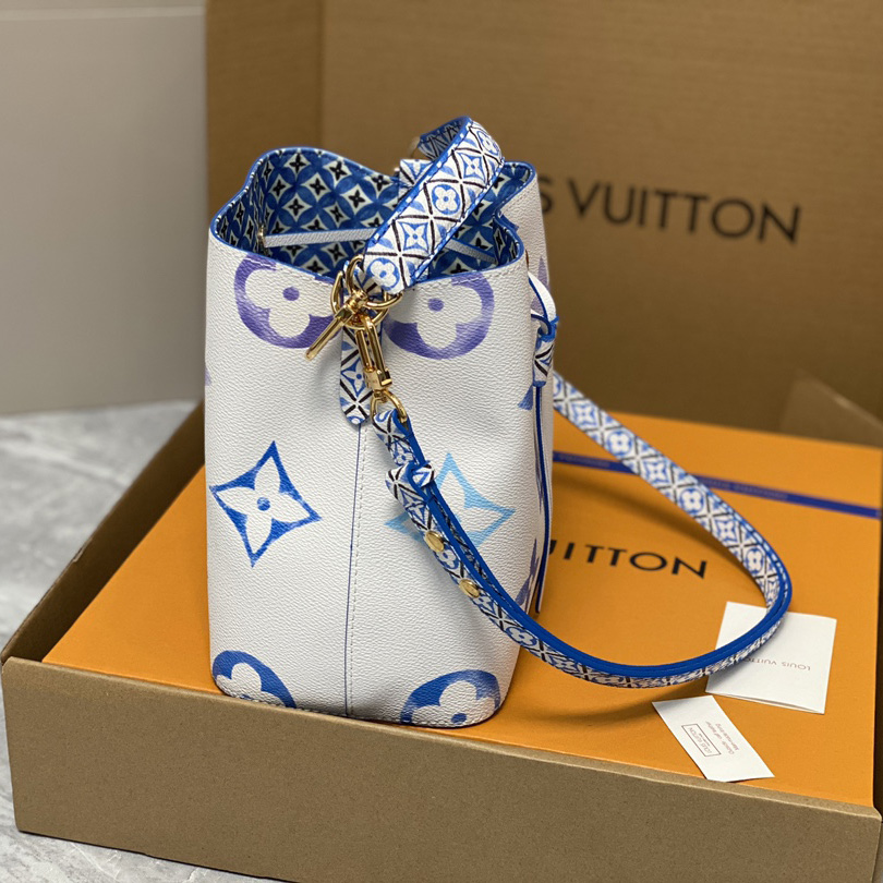 Louis Vuitton Néonoé BB  (20 x 20 x 13 cm)  M22986 - DopestKickz