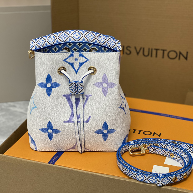 Louis Vuitton Néonoé BB  (20 x 20 x 13 cm)  M22986 - DopestKickz