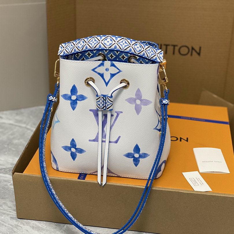 Louis Vuitton Néonoé BB  (20 x 20 x 13 cm)  M22986 - DopestKickz