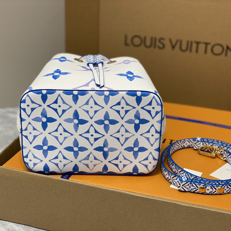 Louis Vuitton Néonoé BB  (20 x 20 x 13 cm)  M22986 - DopestKickz
