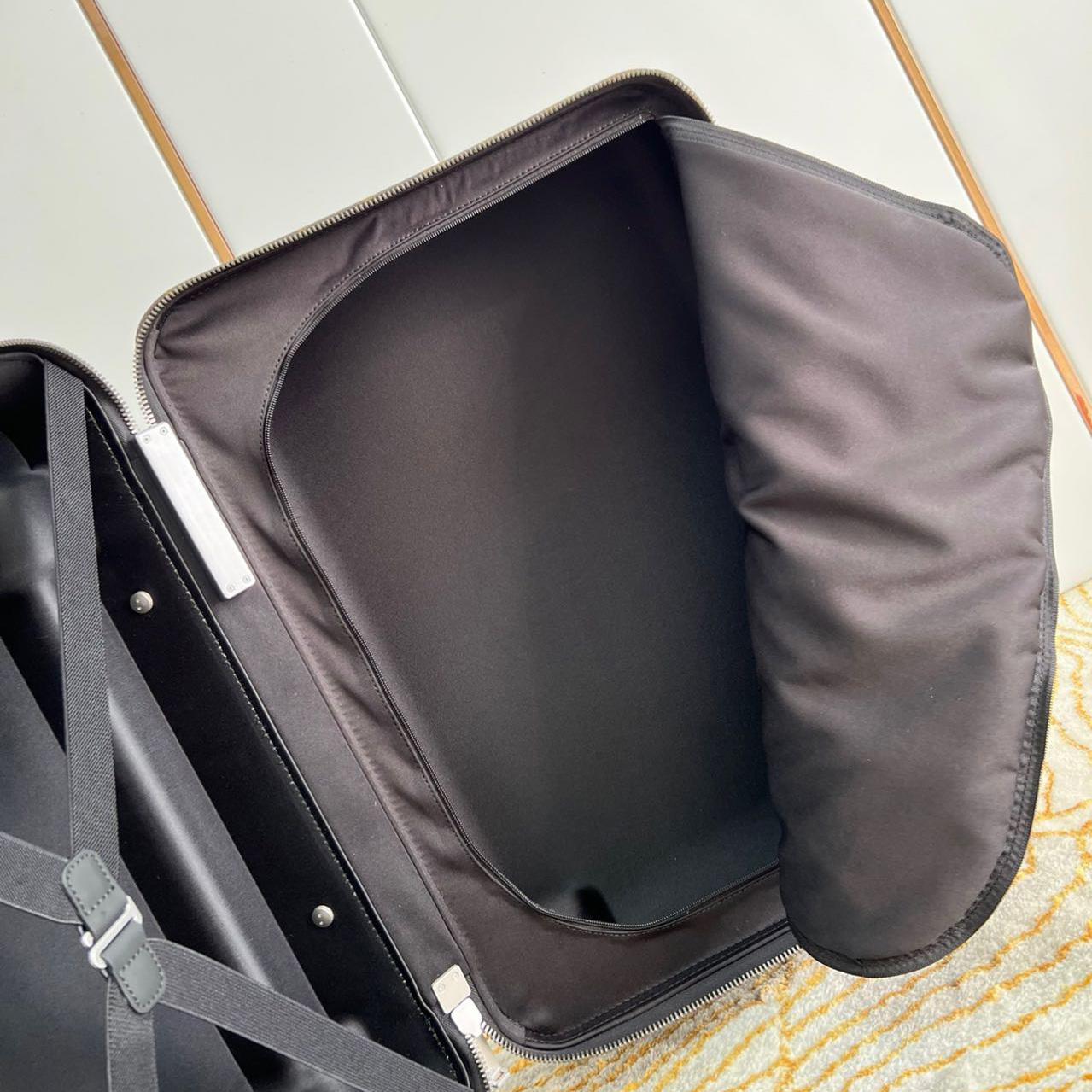 Louis Vuitton Luggage  20inch - DopestKickz