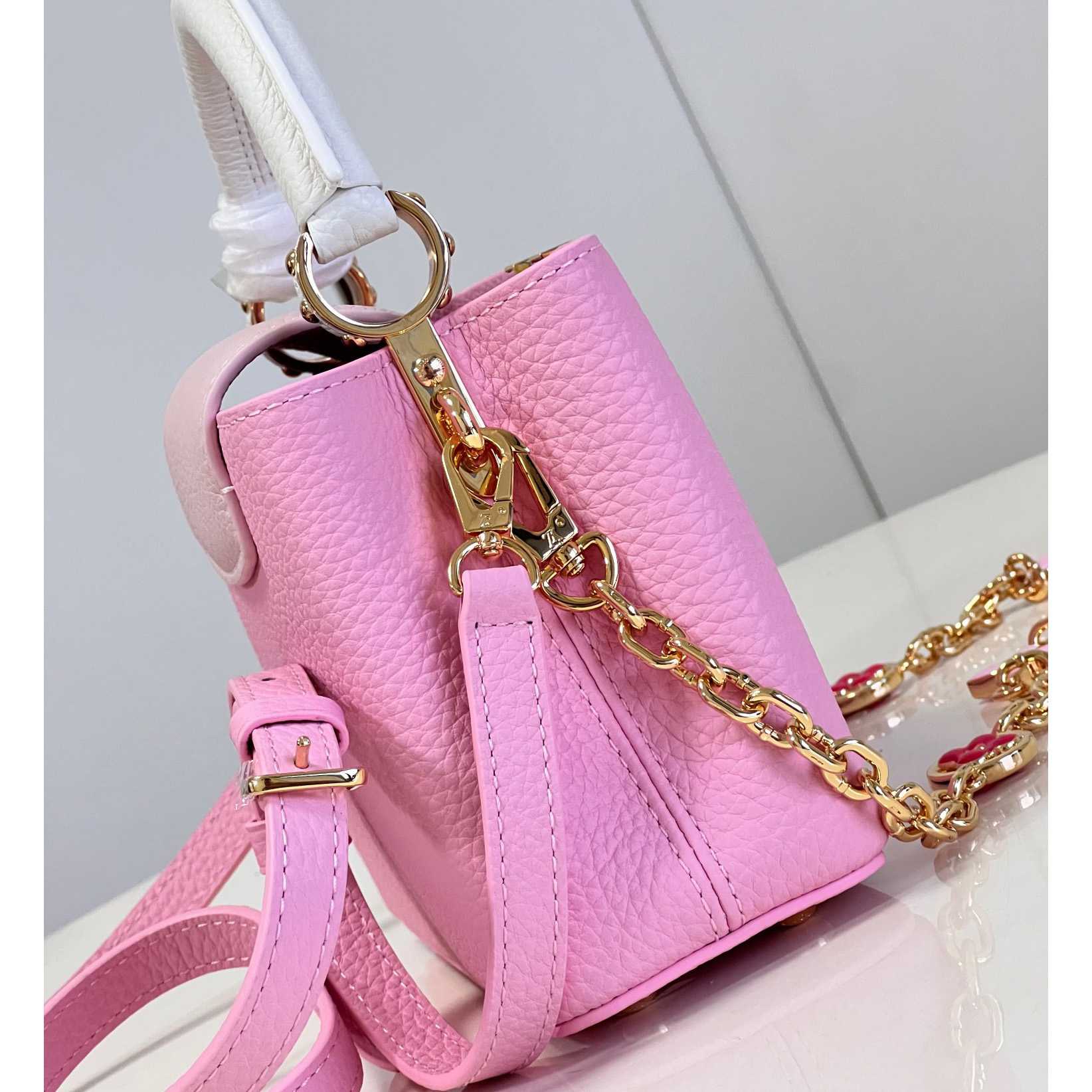 Louis Vuitton Capucines Mini Capucines (21x14x8cm)  M48865 - DopestKickz