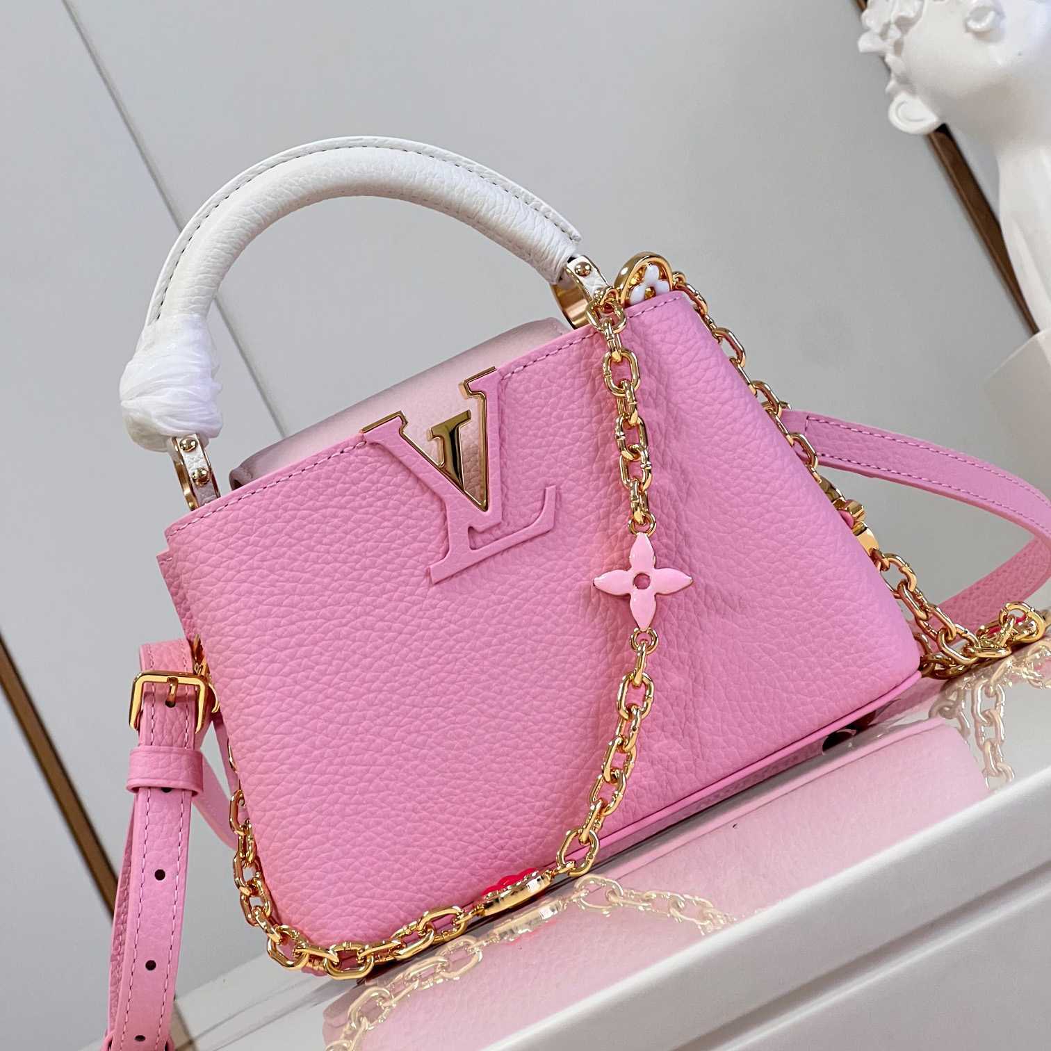 Louis Vuitton Capucines Mini Capucines (21x14x8cm)  M48865 - DopestKickz