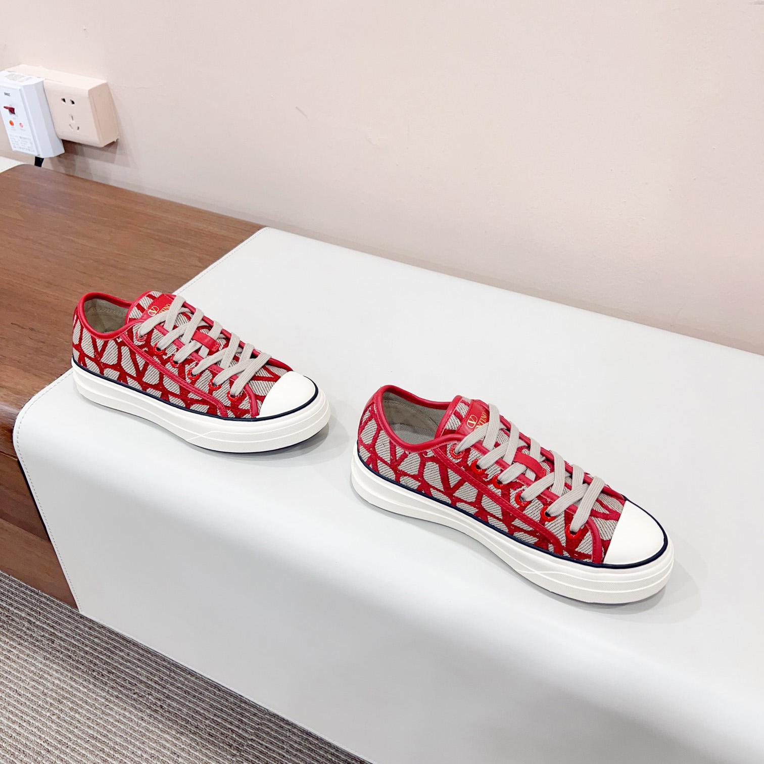 Valenti Toile Iconographe Totaloop Low-top Sneaker - DopestKickz