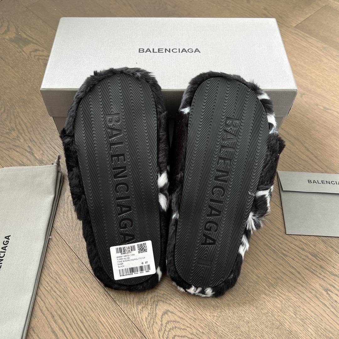 Balenciaga Faux fur Logo Slippers - DopestKickz