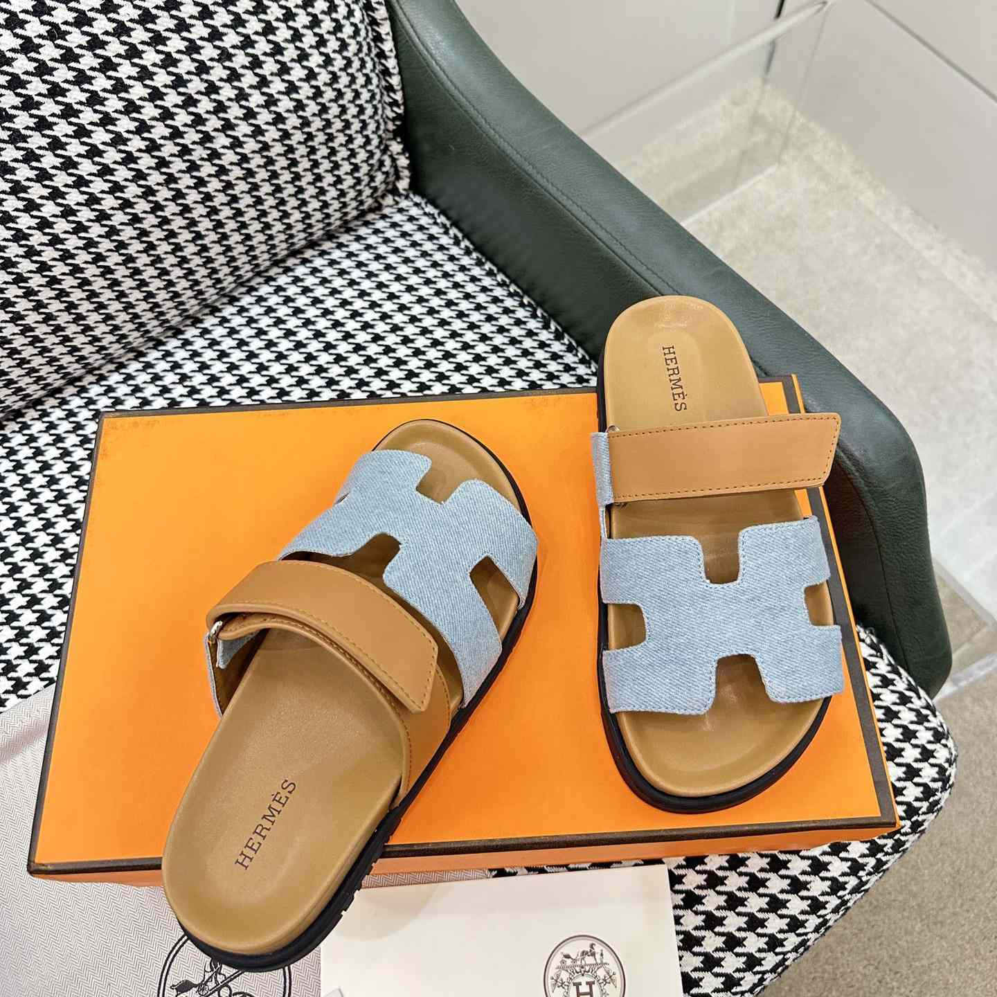 Hermes Women's Chypre Sandal  - DopestKickz
