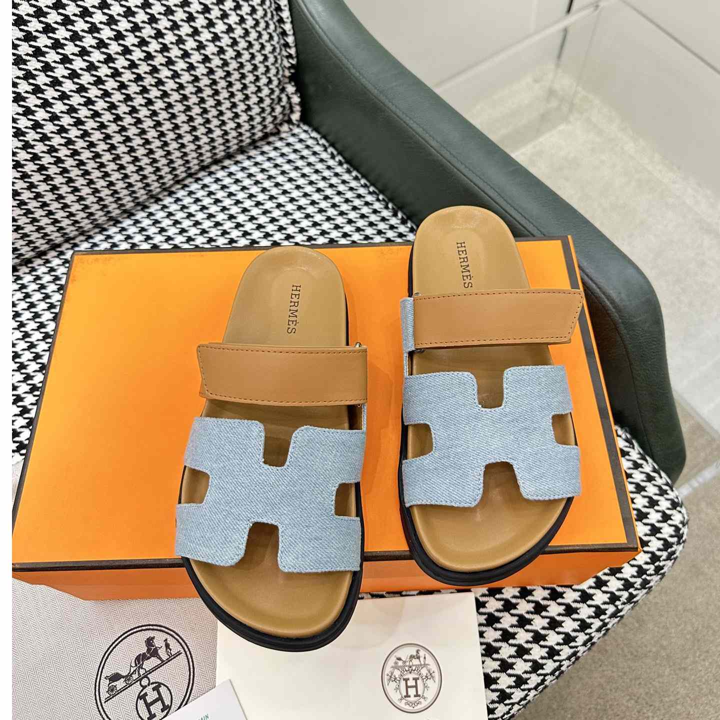 Hermes Women's Chypre Sandal  - DopestKickz