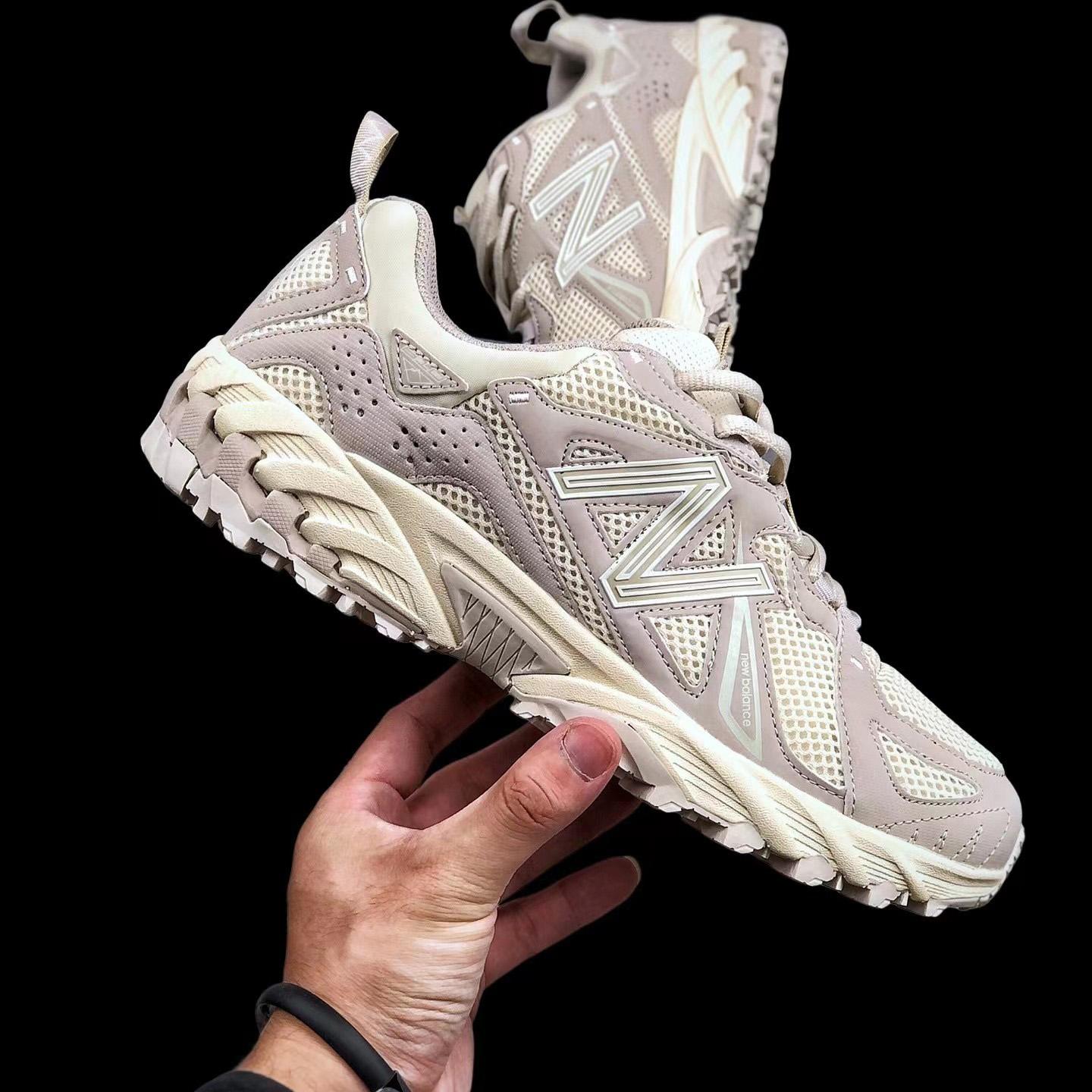 New Balance ML610 Sneakers    - DopestKickz