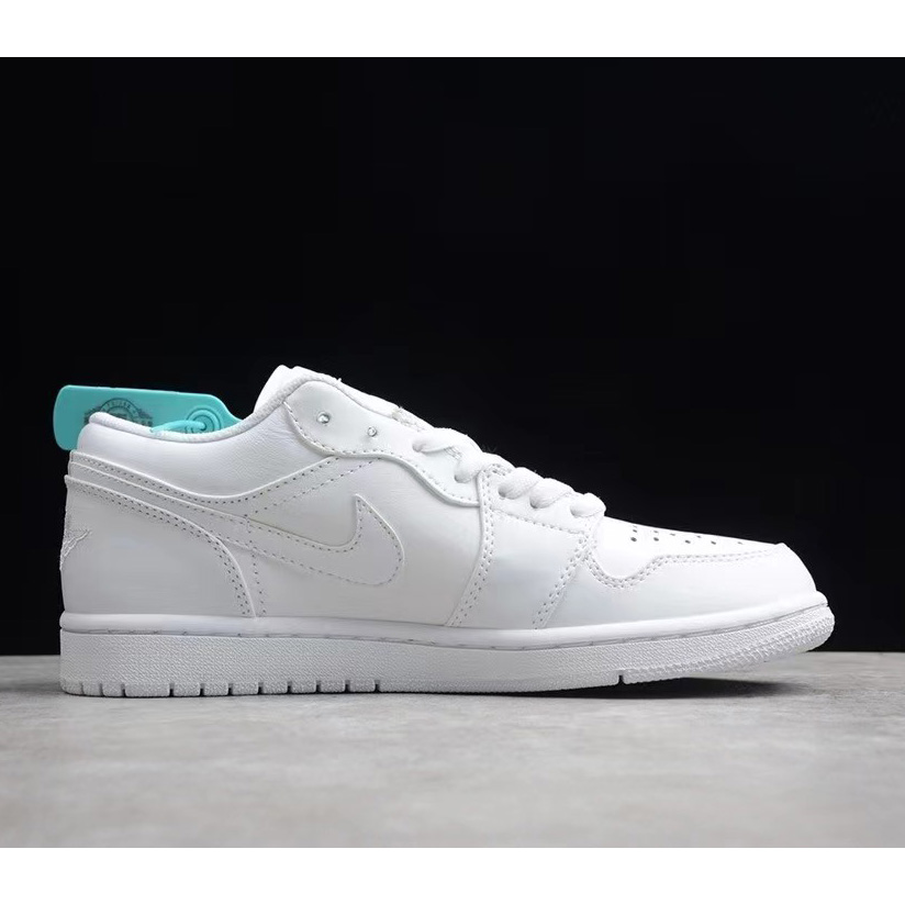 Air Jordan 1 Low Sneaker   553558-170 - DopestKickz