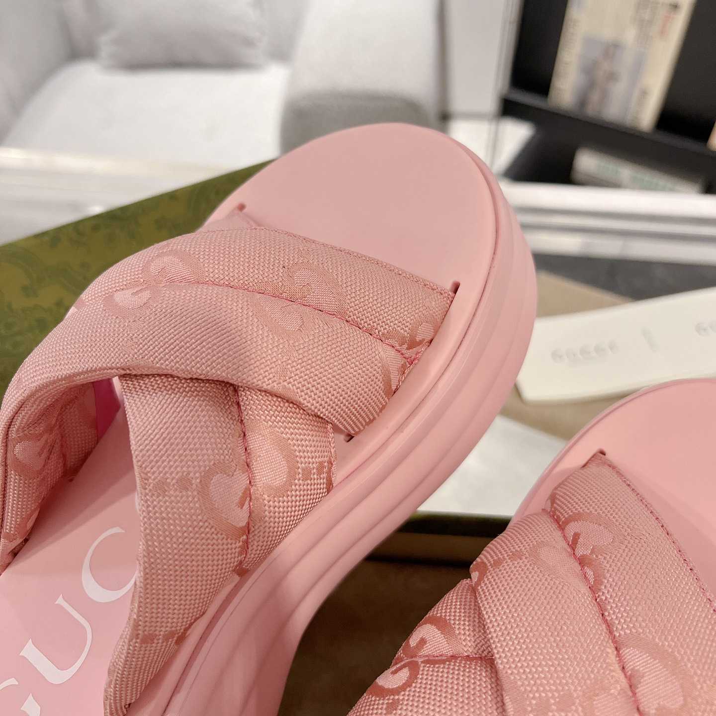 Gucci Women's GG Platform Slide Sandal - DopestKickz