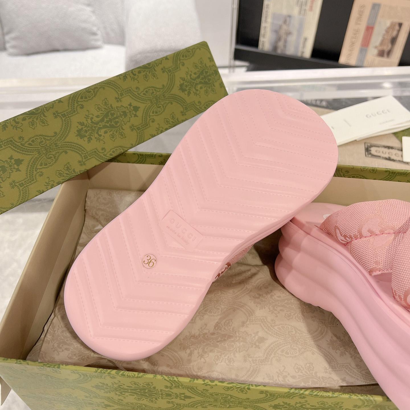 Gucci Women's GG Platform Slide Sandal - DopestKickz