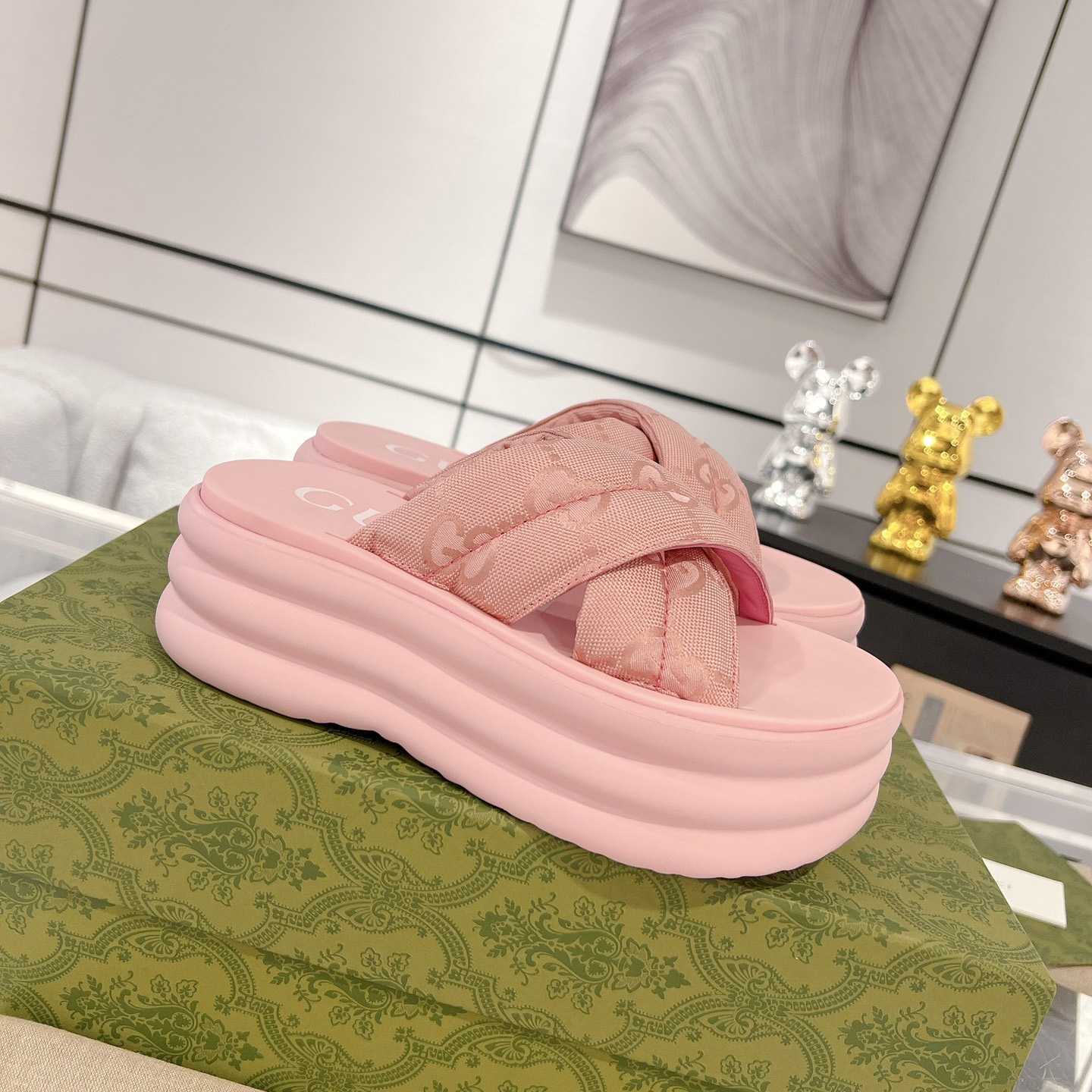 Gucci Women's GG Platform Slide Sandal - DopestKickz