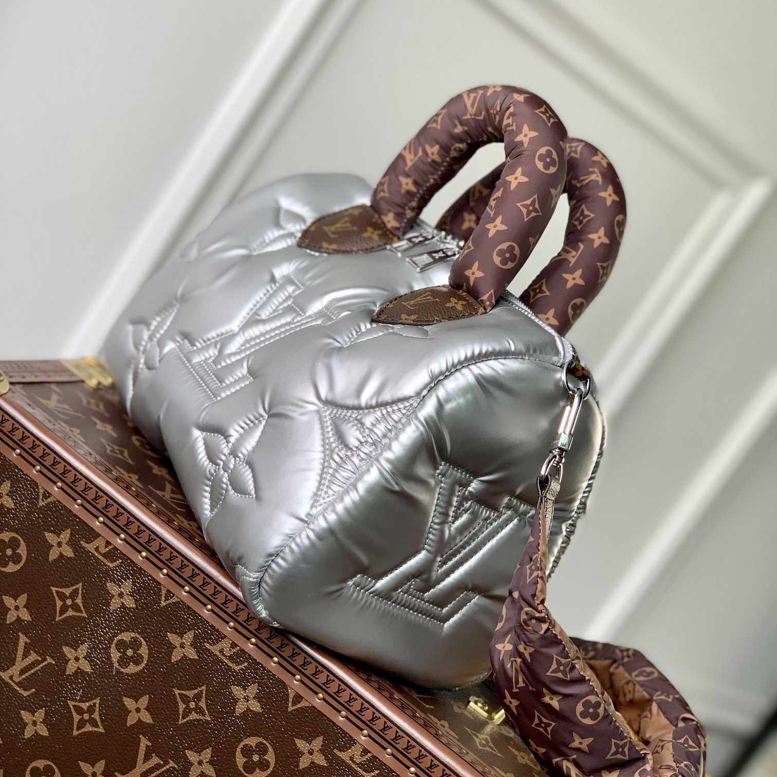 Louis Vuitton Pillow Speedy 25 Bandouliere Bag (25 x 19 x 15cm)  M59009 - DopestKickz