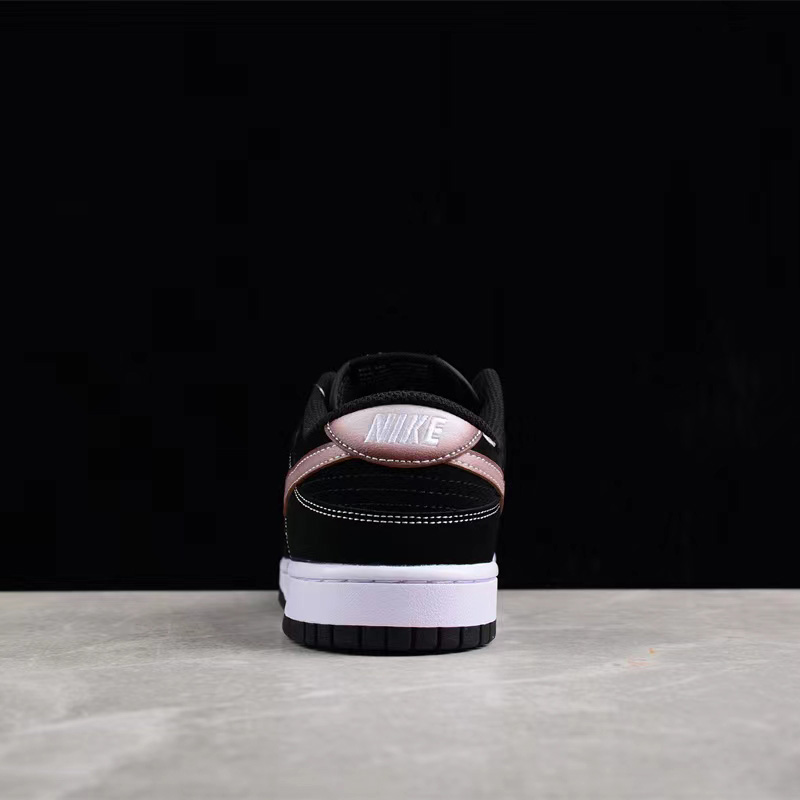 Nike Dunk Low Sneakers        fd6923-001  - DopestKickz