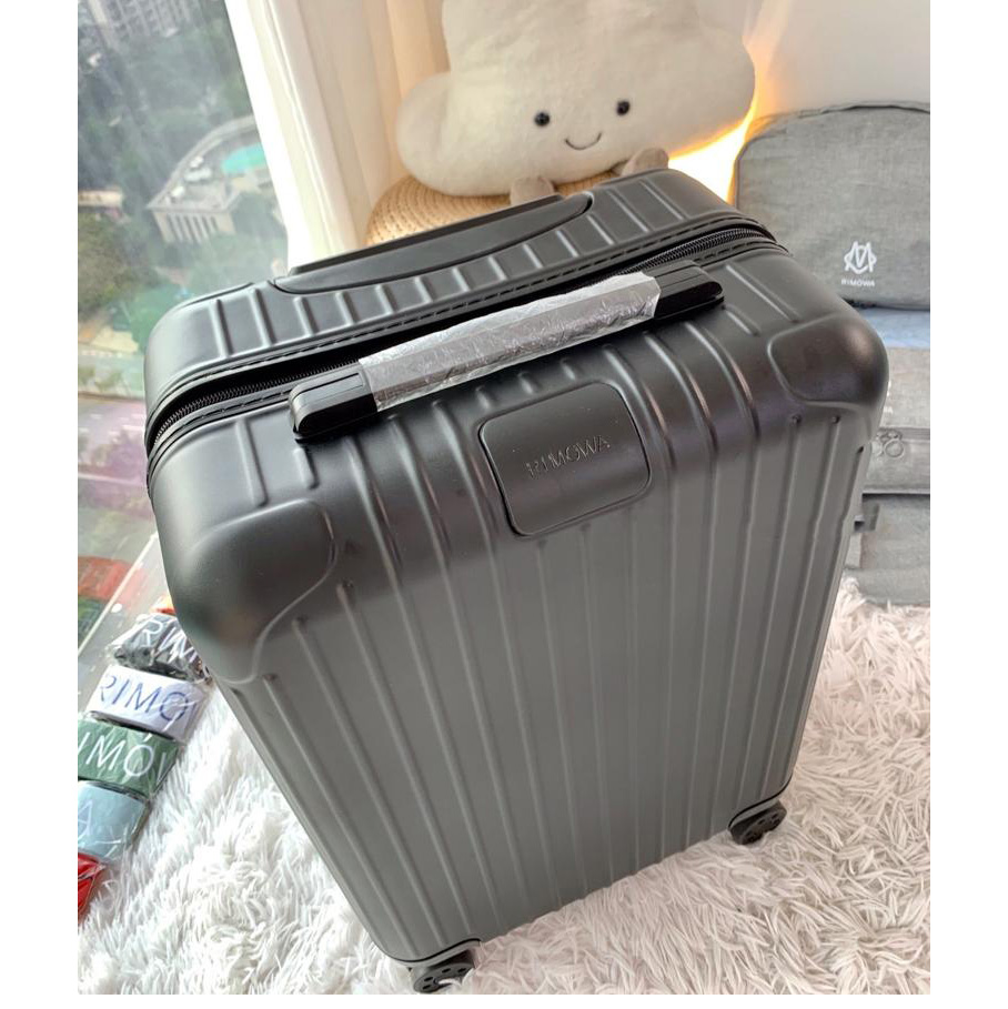 Rimowa Luggage Matt Black 20 - DopestKickz