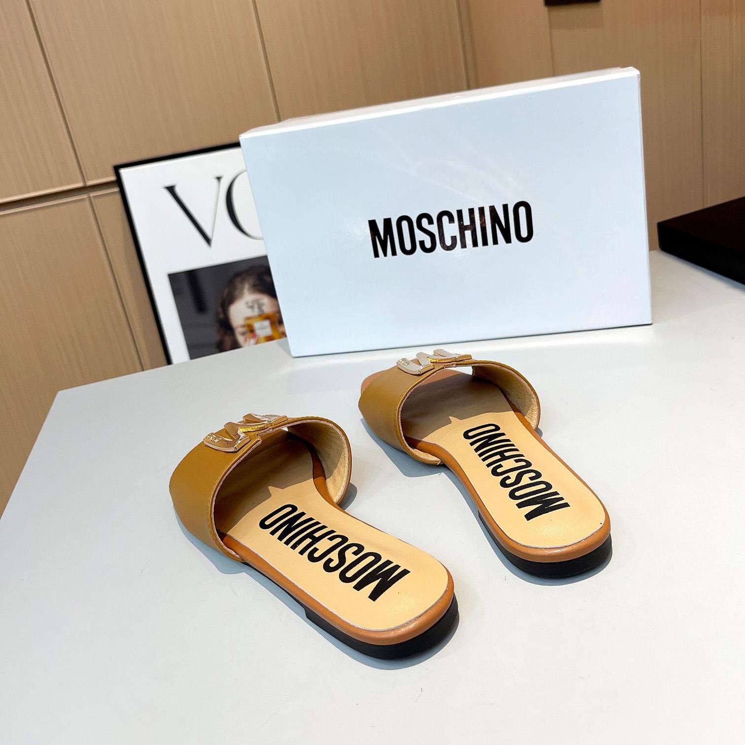 Moschino M Plaque Sandals - DopestKickz