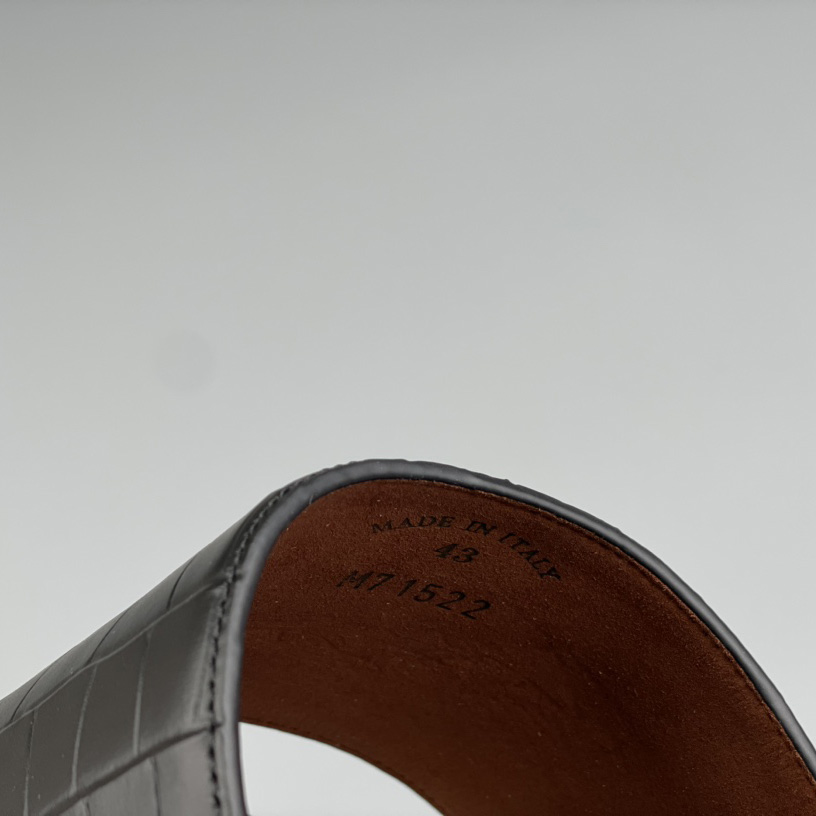 Loro Piana Slide Sandal  - DopestKickz