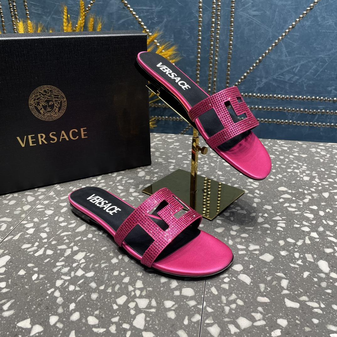 Versace Greca Maze Crystal Flat Sandals - DopestKickz