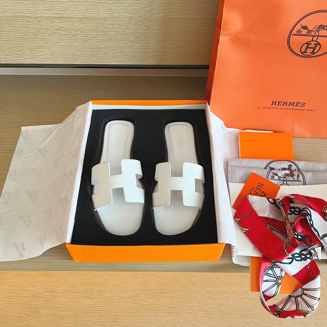 Hermes Oran Sandal - DopestKickz