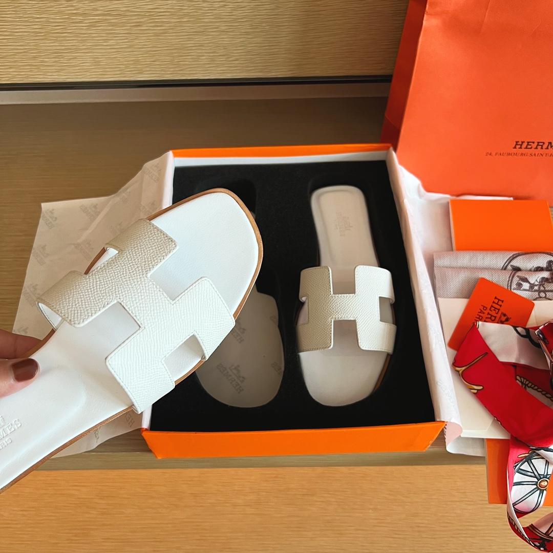 Hermes Oran Sandal - DopestKickz