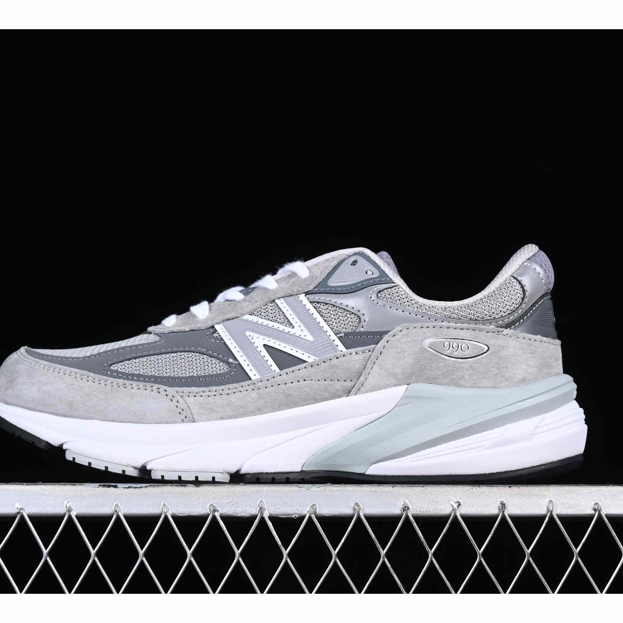 New Balance Made In USA M990  Sneaker  - DopestKickz