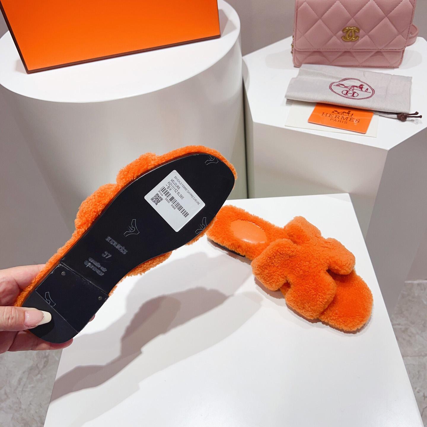 Hermes Oran Sandal - DopestKickz