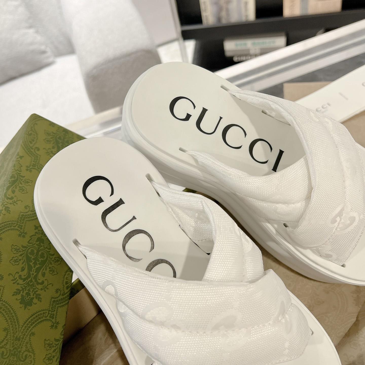 Gucci Women's GG Platform Slide Sandal - DopestKickz