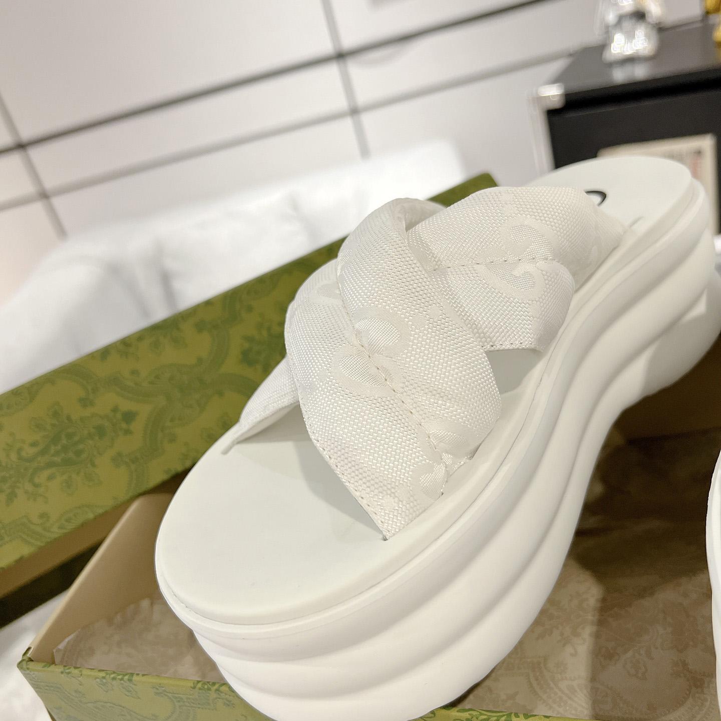 Gucci Women's GG Platform Slide Sandal - DopestKickz