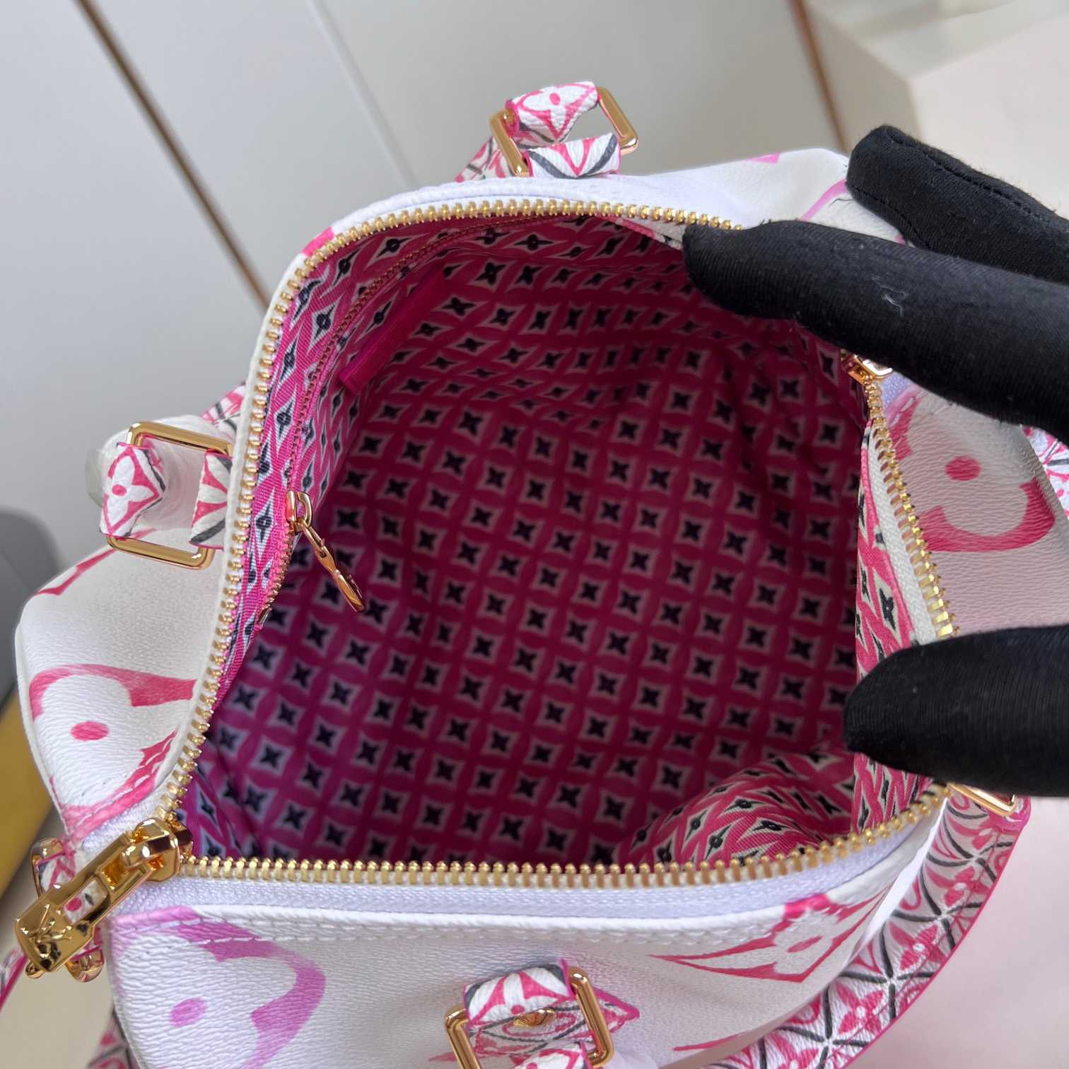 Louis Vuitton Speedy Bandoulière 25 (25x19x15cm)   M23073 - DopestKickz