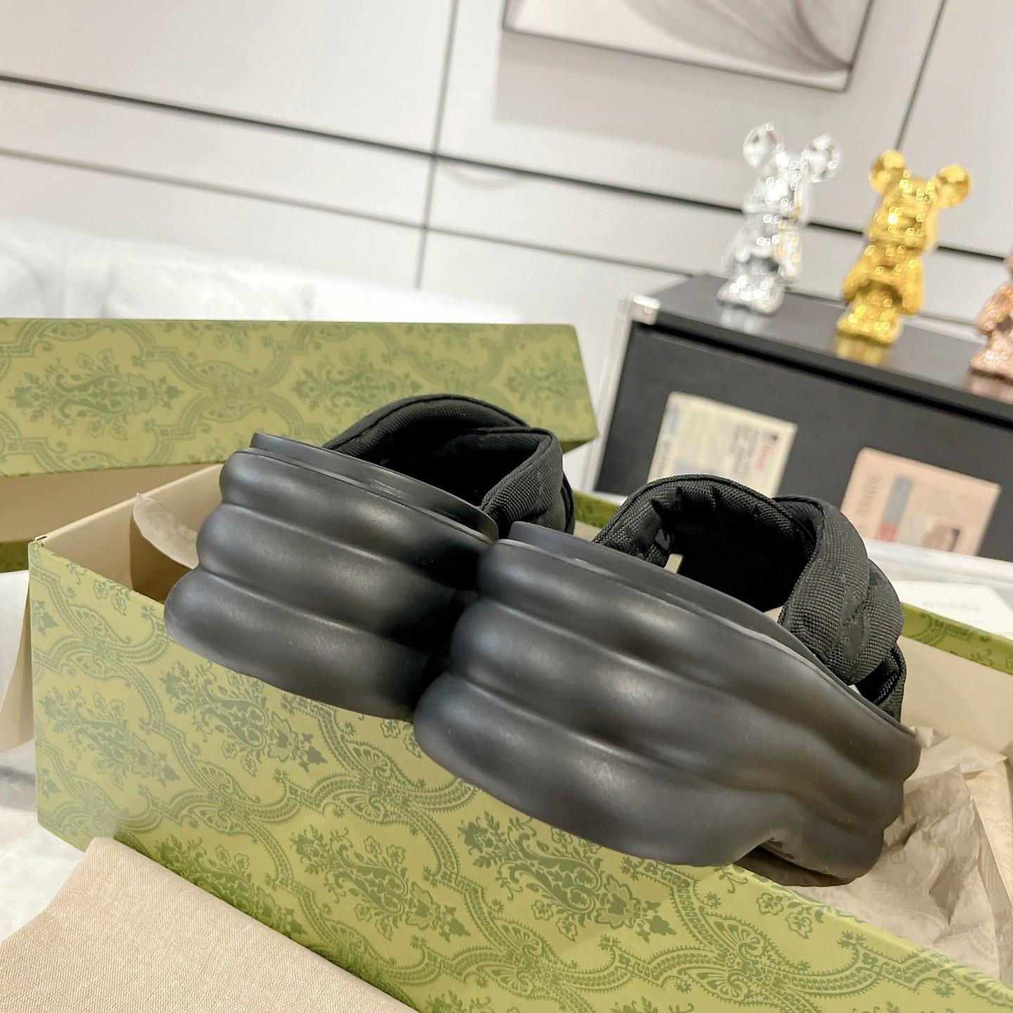 Gucci Women's GG Platform Slide Sandal - DopestKickz