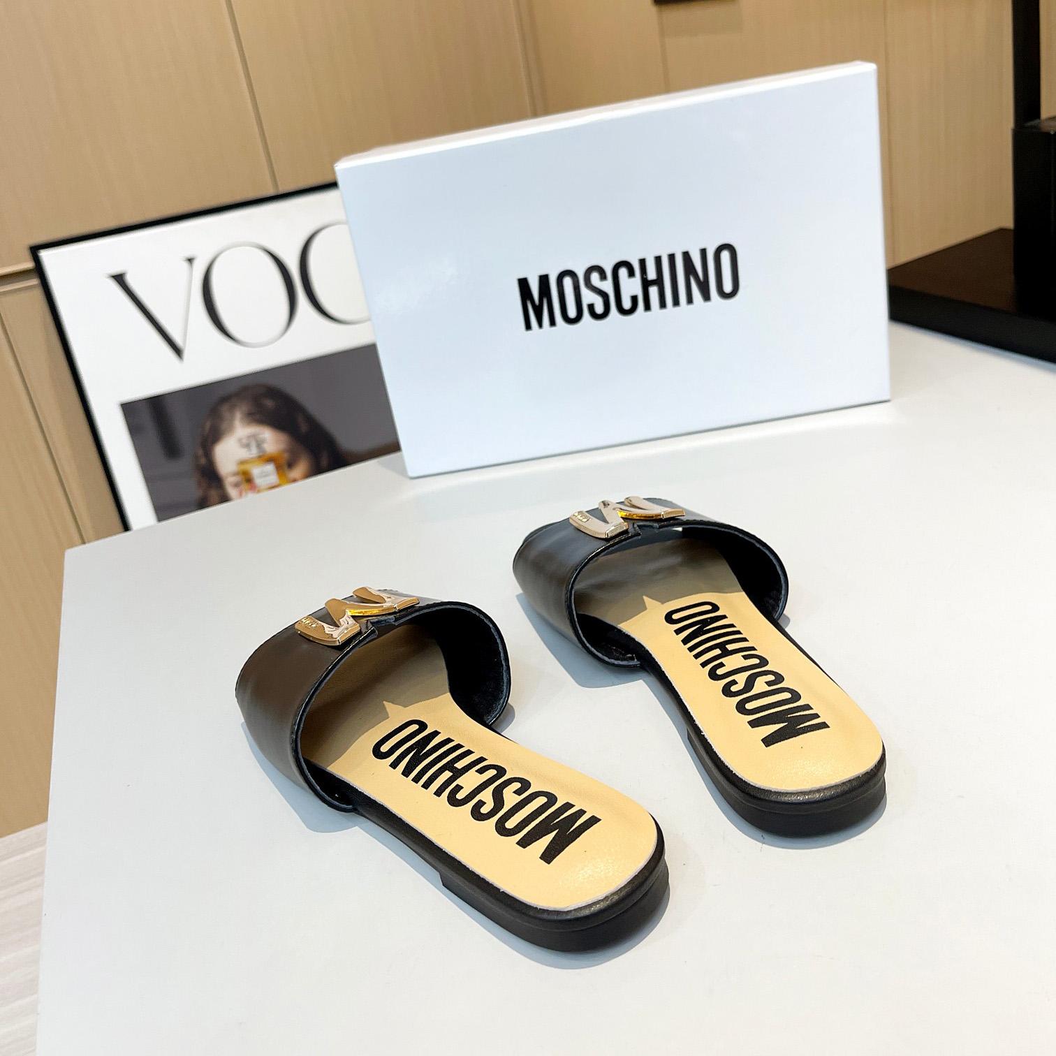 Moschino M Plaque Sandals - DopestKickz