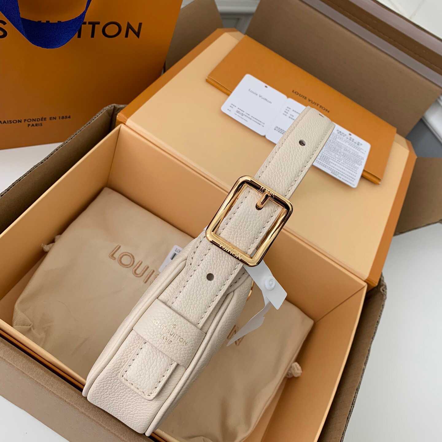 Louis Vuitton Mini Moon Monogram Empreinte (20.5*11*5cm)     M82519 - DopestKickz