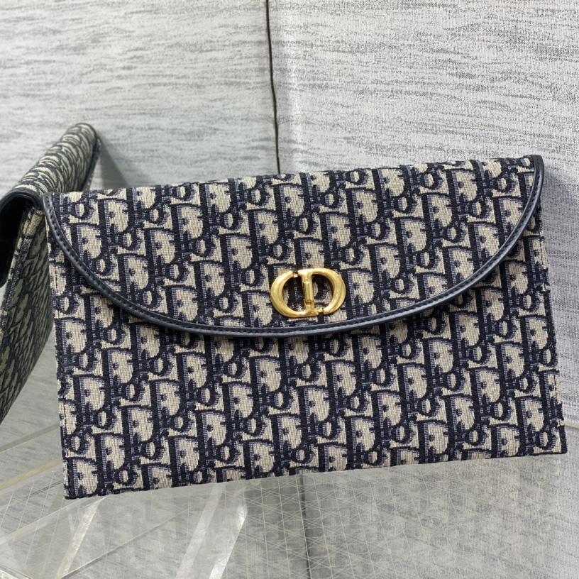 Dior 30 Montaigne Avenue Pouch With Flap  - DopestKickz