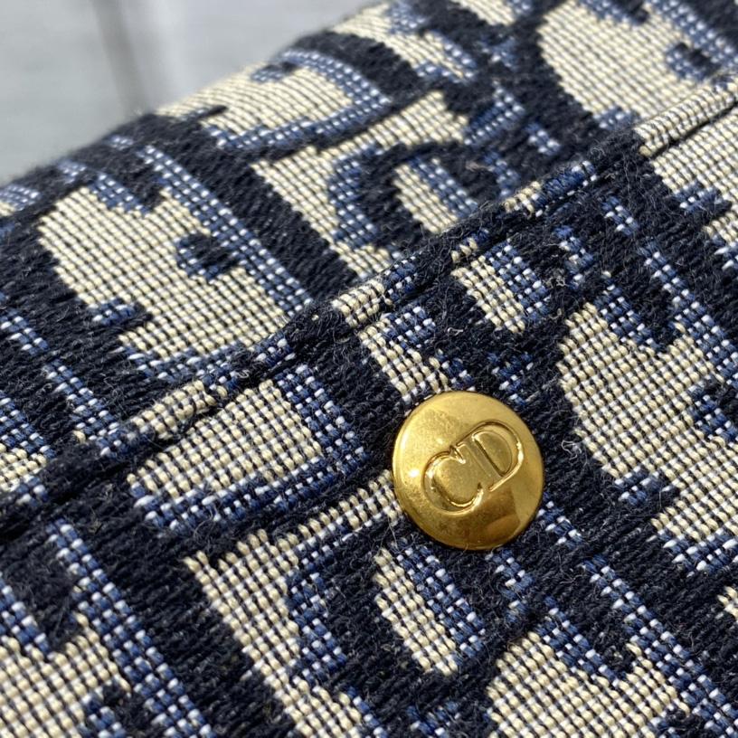 Dior 30 Montaigne Avenue Pouch With Flap  - DopestKickz