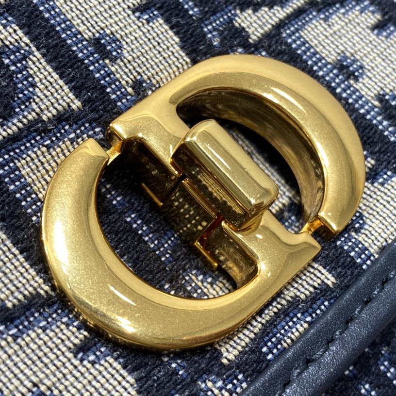 Dior 30 Montaigne Avenue Pouch With Flap  - DopestKickz