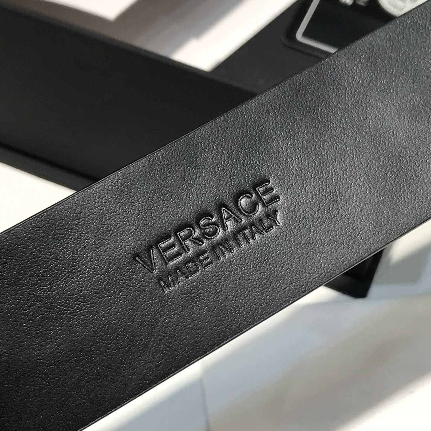 Versace Medusa Leathre Belt 38mm - DopestKickz