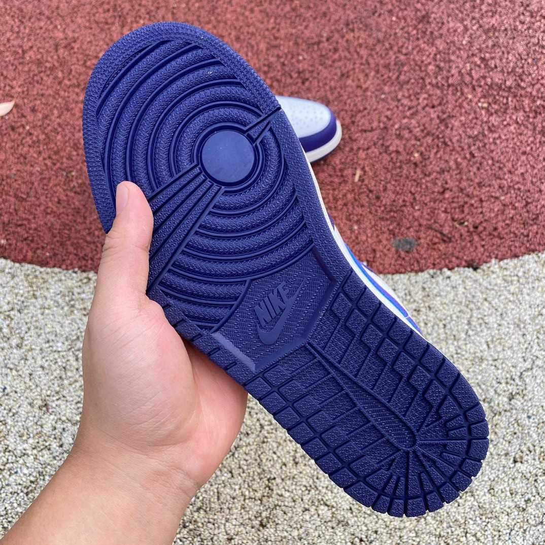 Air Jordan 1 Low Sneaker     DC0774-502 - DopestKickz