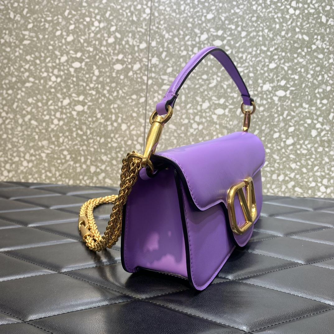 Valenti Garavani Locò Shoulder Bag (27-13-6cm) - DopestKickz