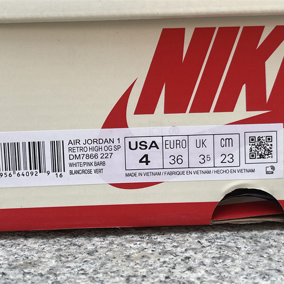 Travis Scott x Air Jordan 1 Low Sneaker      MD7866-227 - DopestKickz