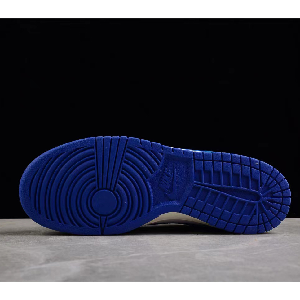 Nike SB Dunk Low Sneaker     FQ6849-141  - DopestKickz