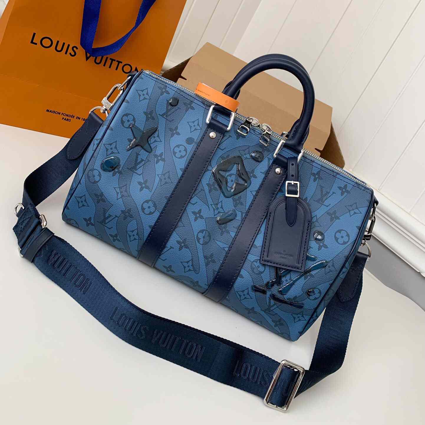 Louis Vuitton Keepall Bandouliere 35(34*21*16cm)     M22573 - DopestKickz