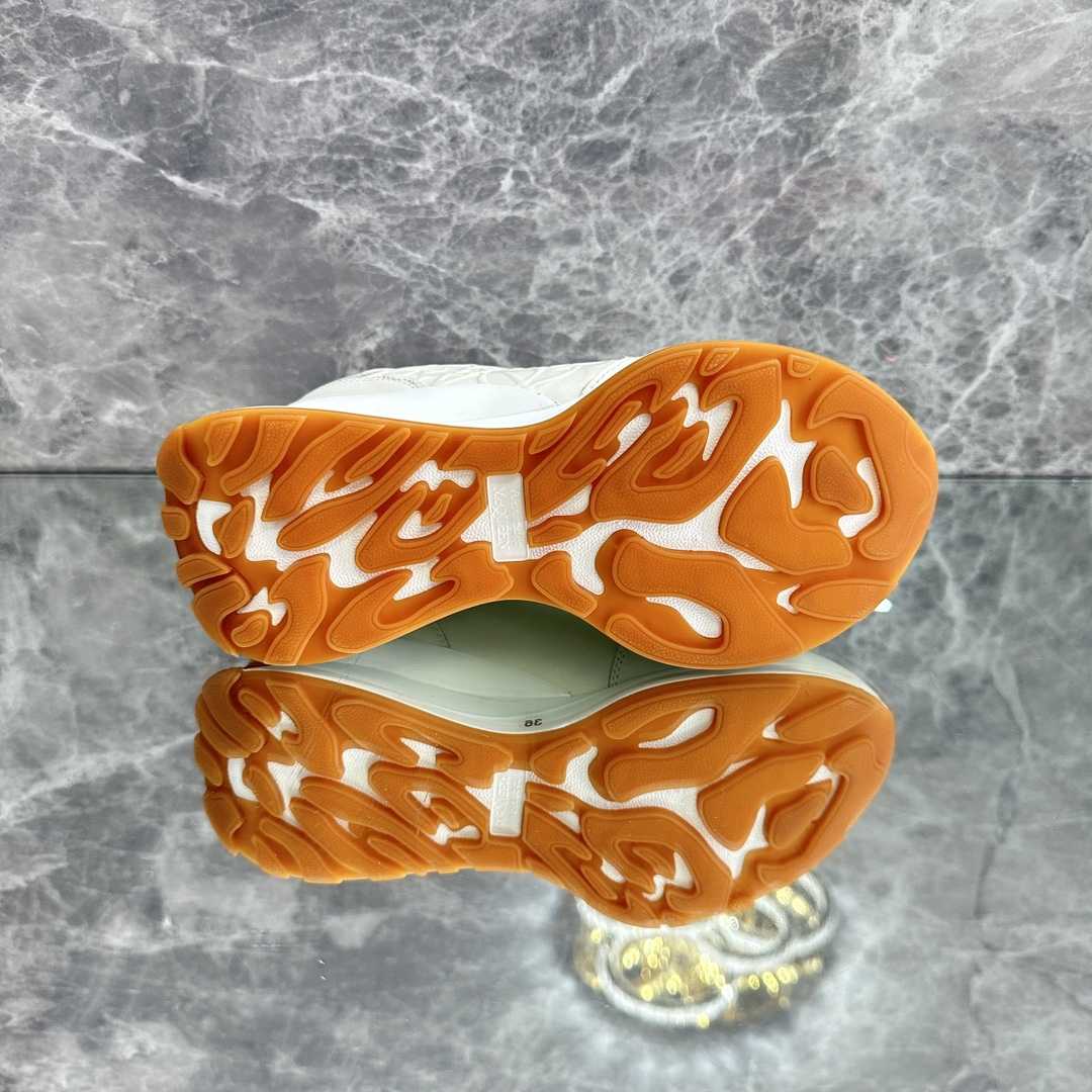 Alexander Mqueen Sprint Runner Sneakers - DopestKickz