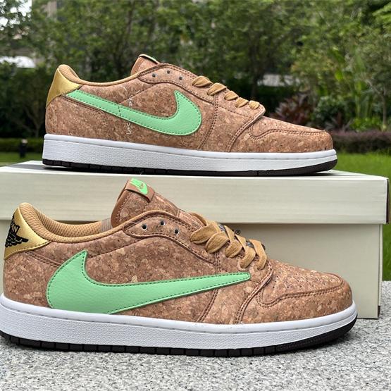 Travis Scott x Air Jordan 1 Sneaker      DM7866-922 - DopestKickz